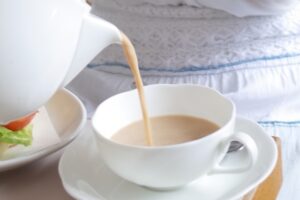 お茶をコーヒーの代わりにできるか？